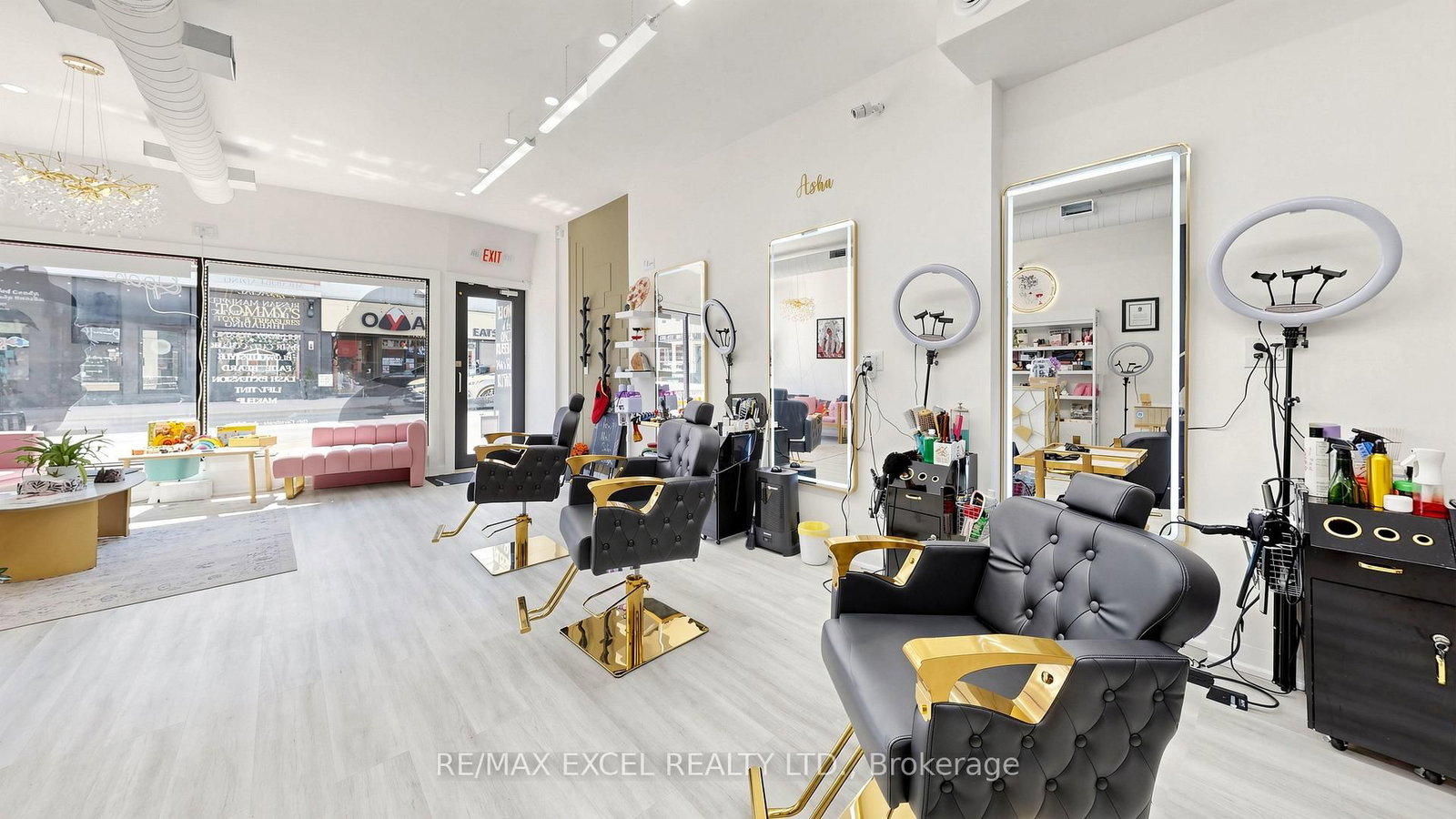 225 Main Street S - Photo 8
