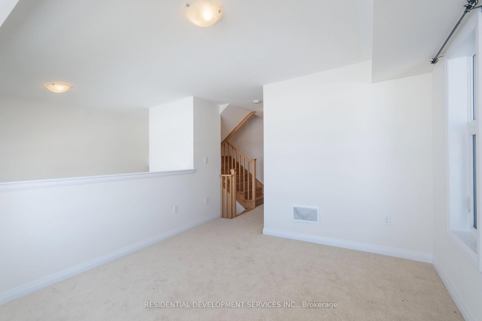 11411 Leslie Street - Photo 48