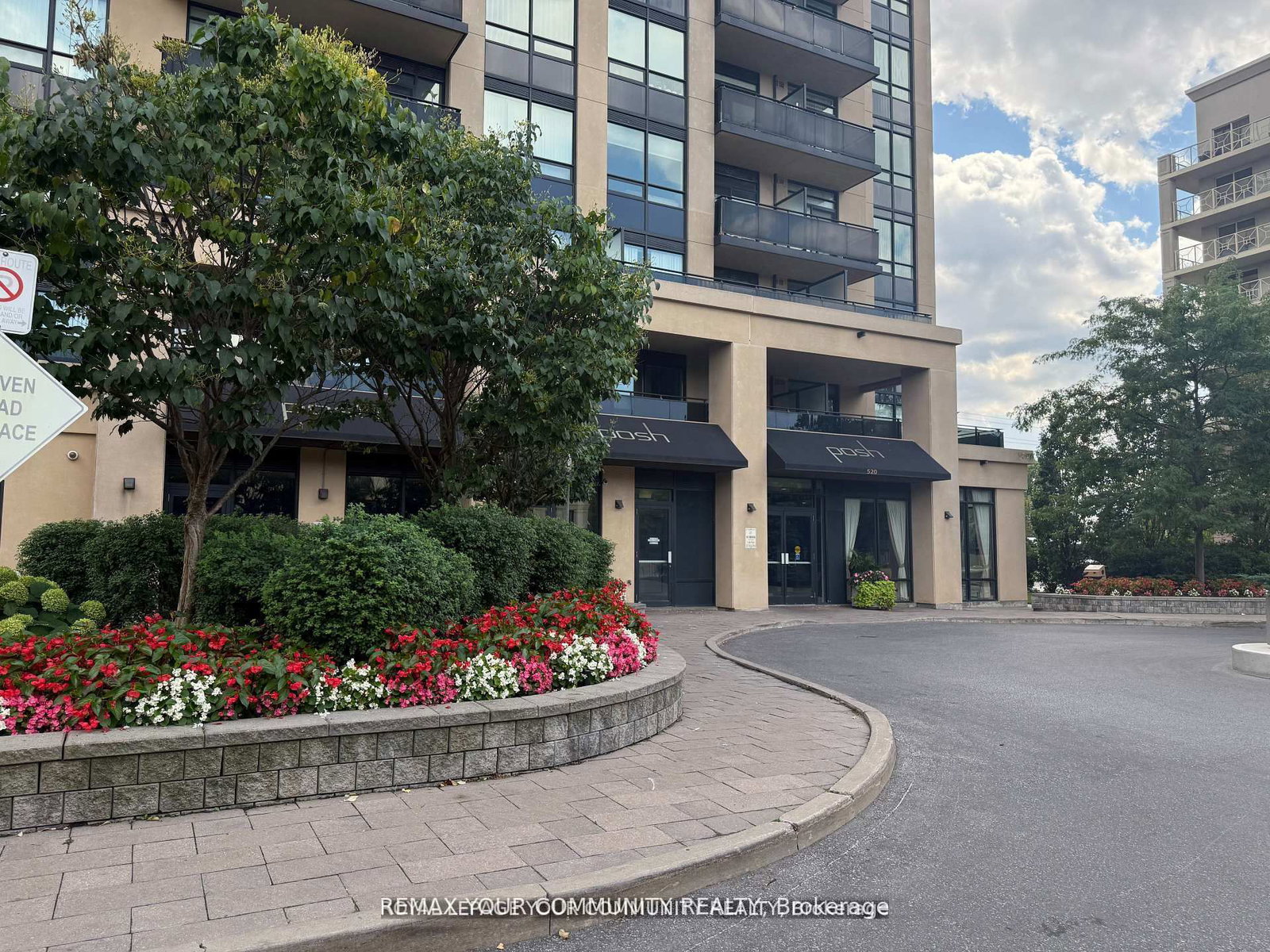 520 Steeles Avenue W, Unit 208 - Photo 2