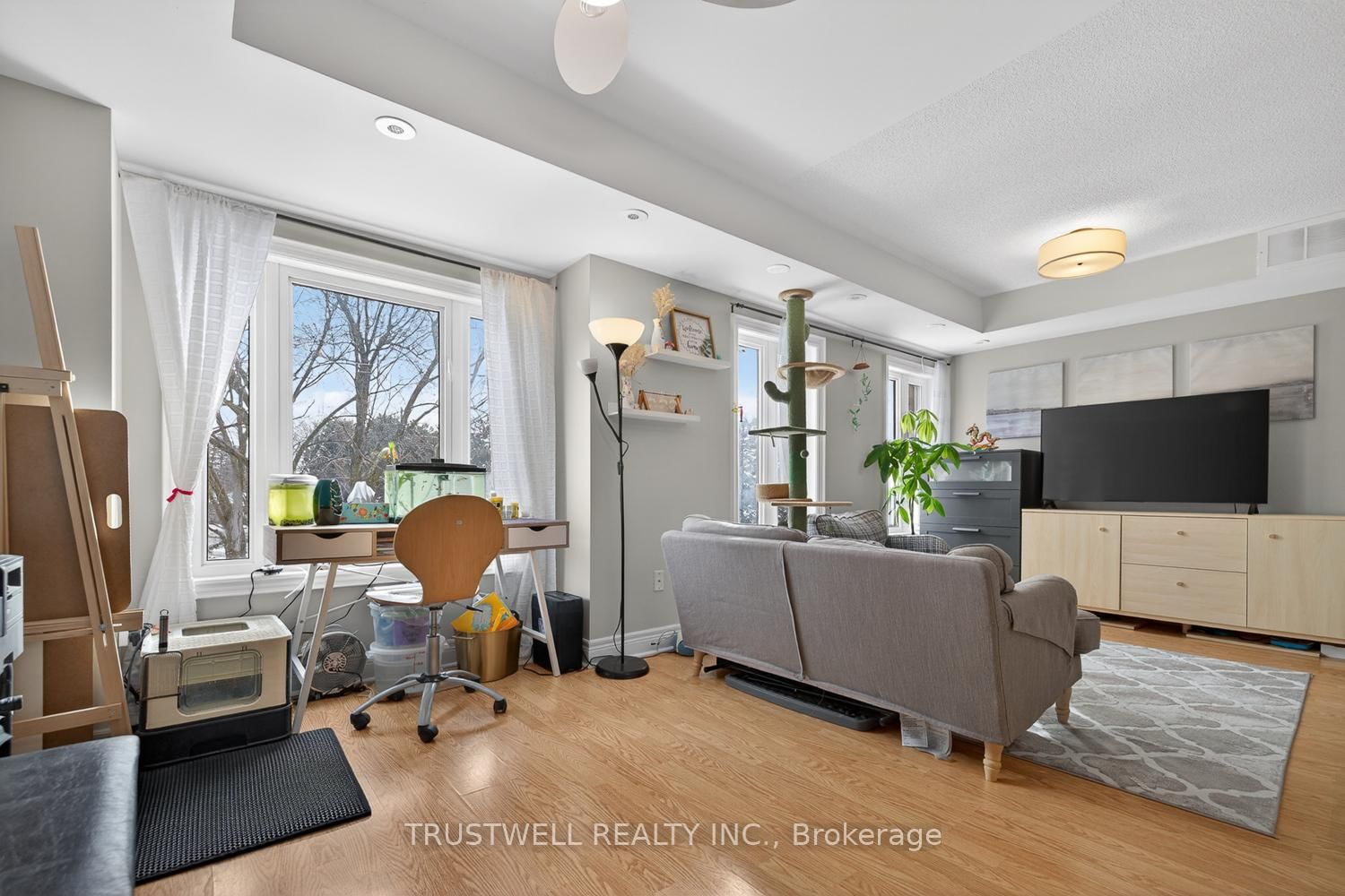 306 John Street, Unit 298 - Photo 2