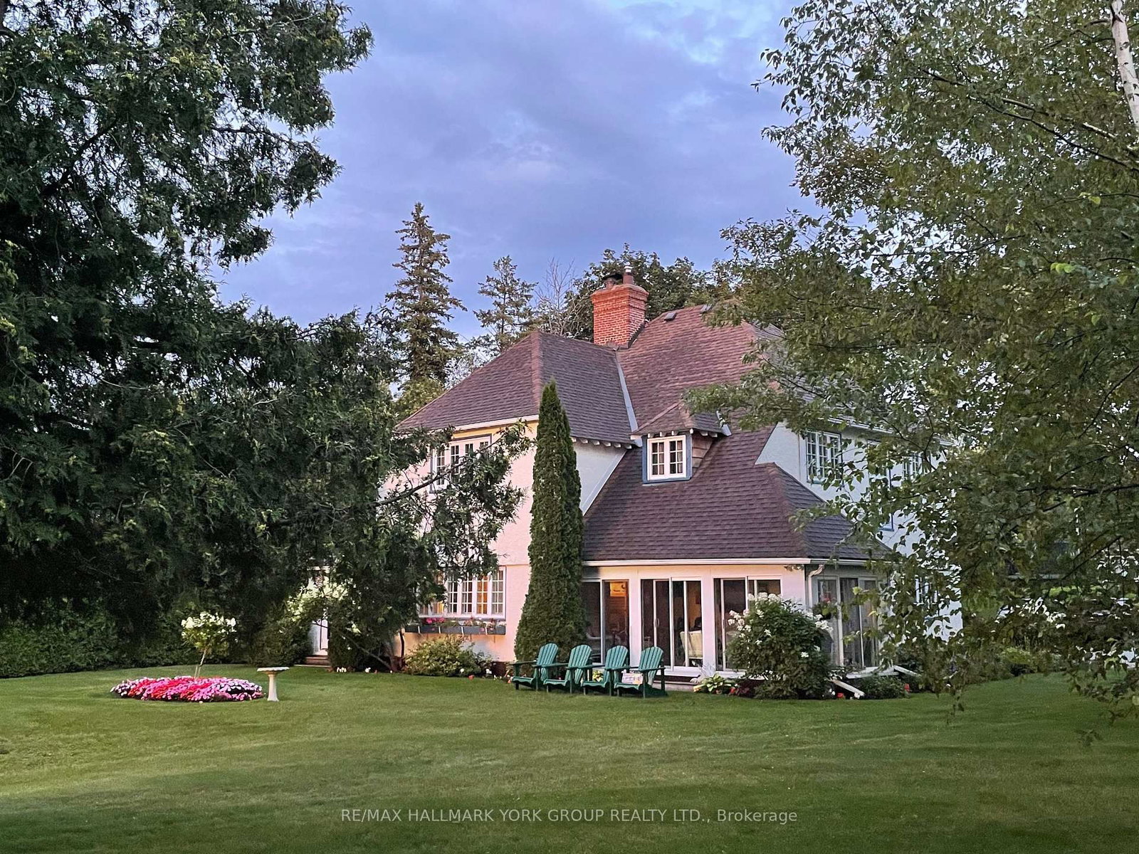 724 N Lake Drive • Georgina, ON photo 9
