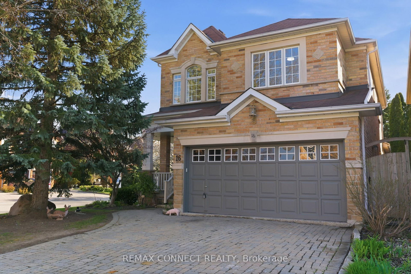 Detached House for sale at 16 White Cedar Drive, Markham, Ontario, L3S 4B6 - Legacy - MLS: N13116868