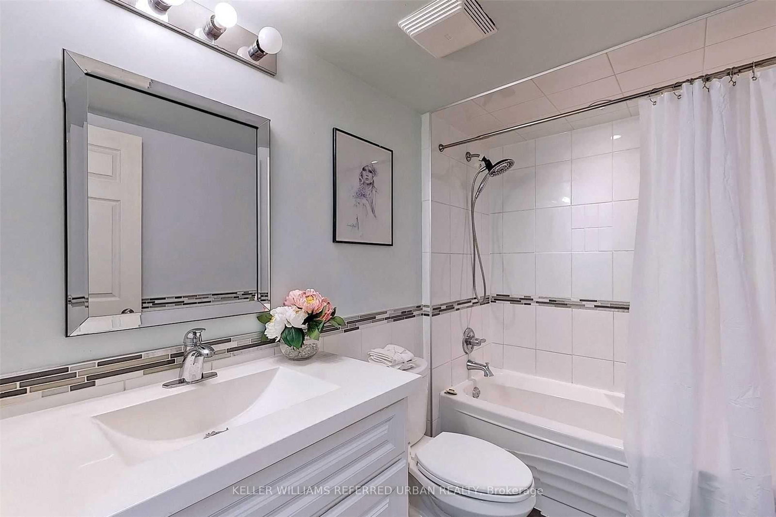 309 Major Mackenzie Drive E, Unit 420 - Photo 15