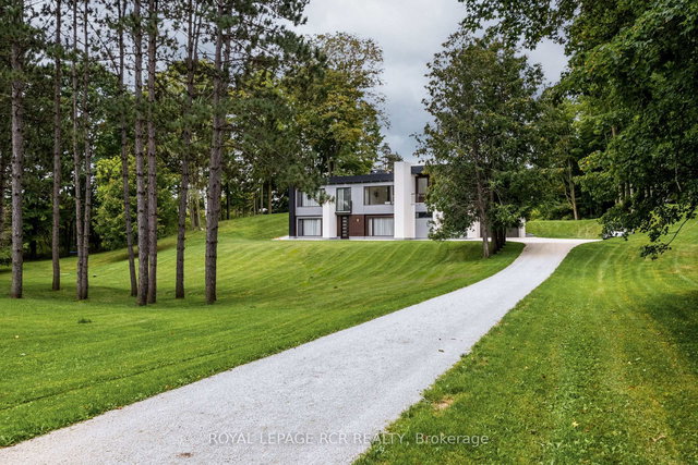 7483 5th Side Road