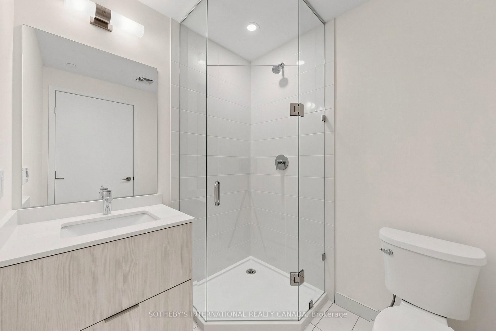 2 David Eyer Road, Unit 1132 - Photo 23