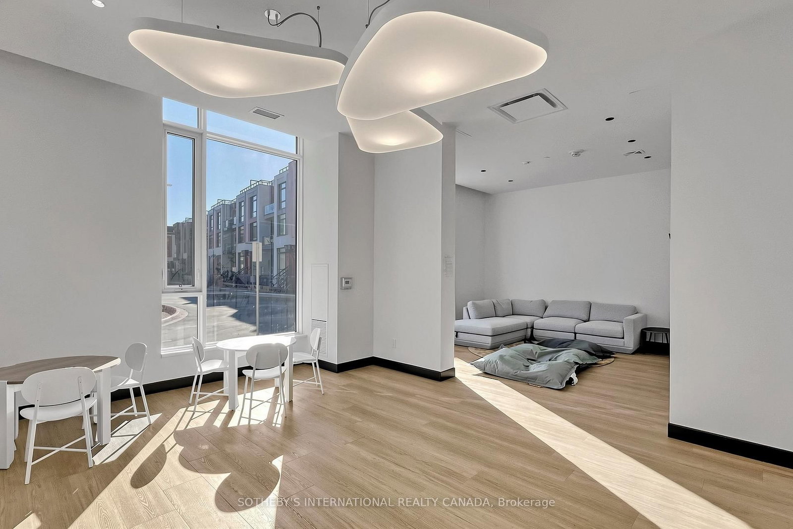 2 David Eyer Road, Unit 1132 - Photo 36