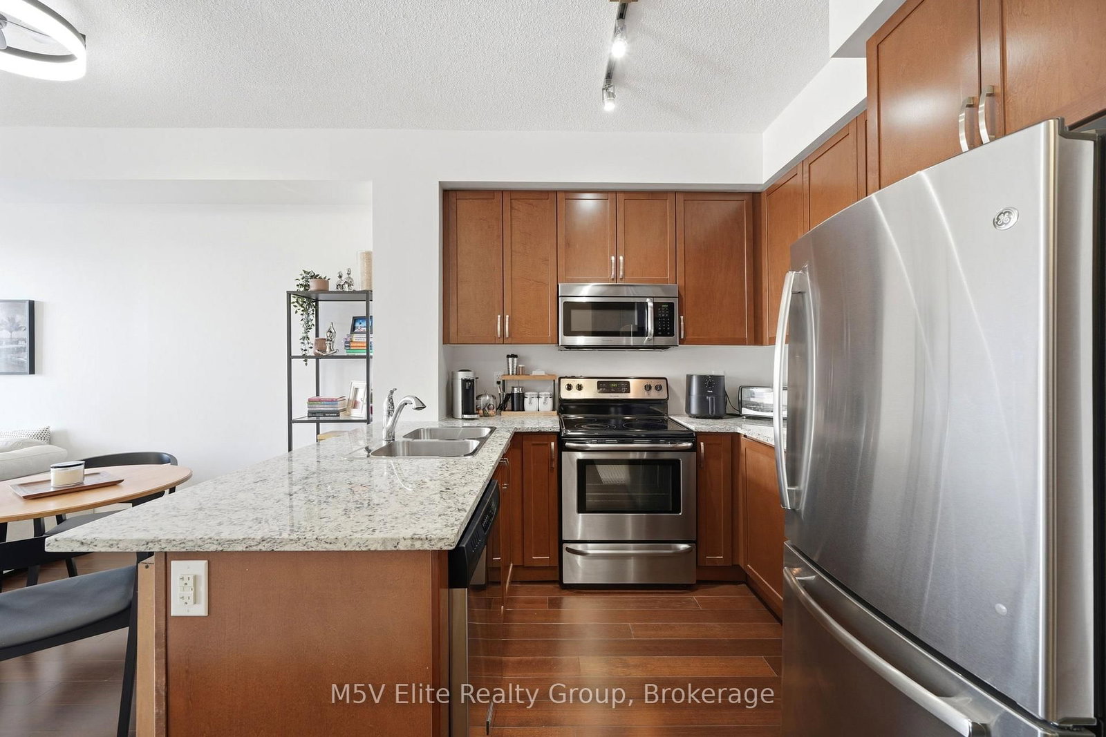 111 Civic Square Gate, Unit 330 - Photo 3