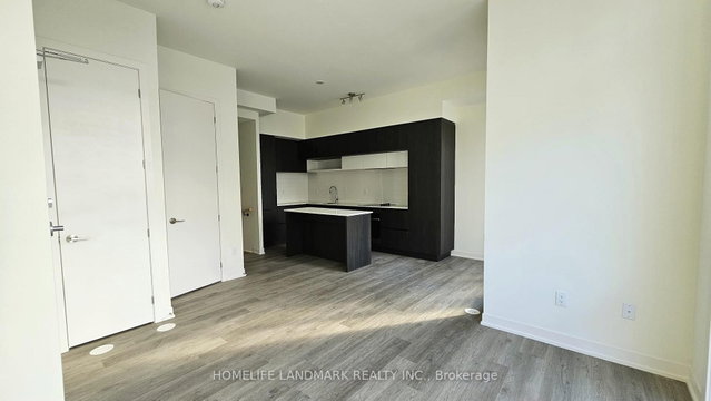 1218 - 8 David Eyer Road