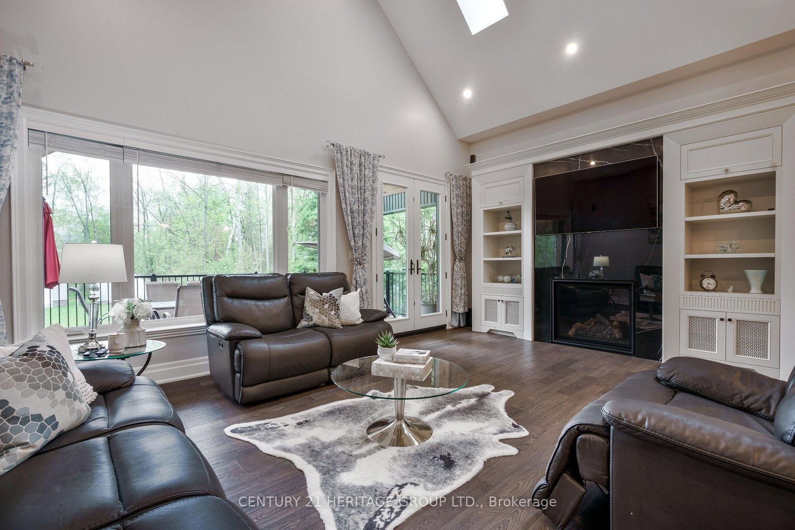 1894 Simcoe Boulevard • Innisfil, ON photo 3