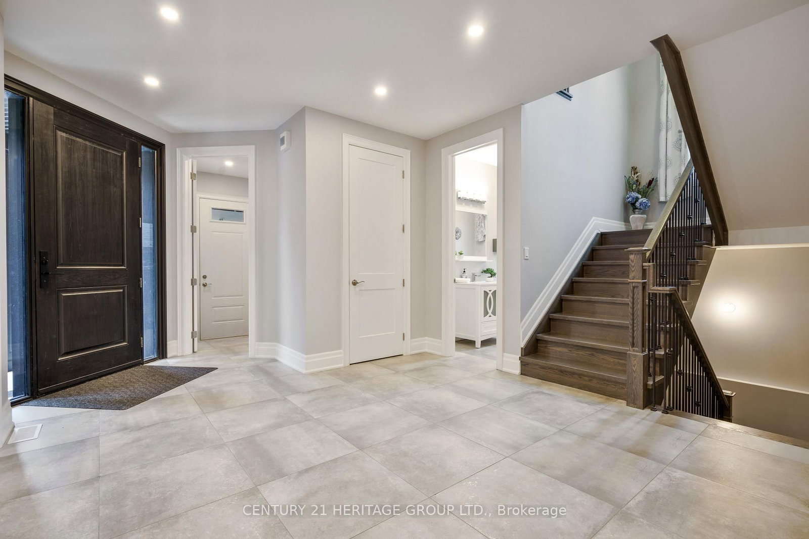 1894 Simcoe Boulevard • Innisfil, ON photo 4