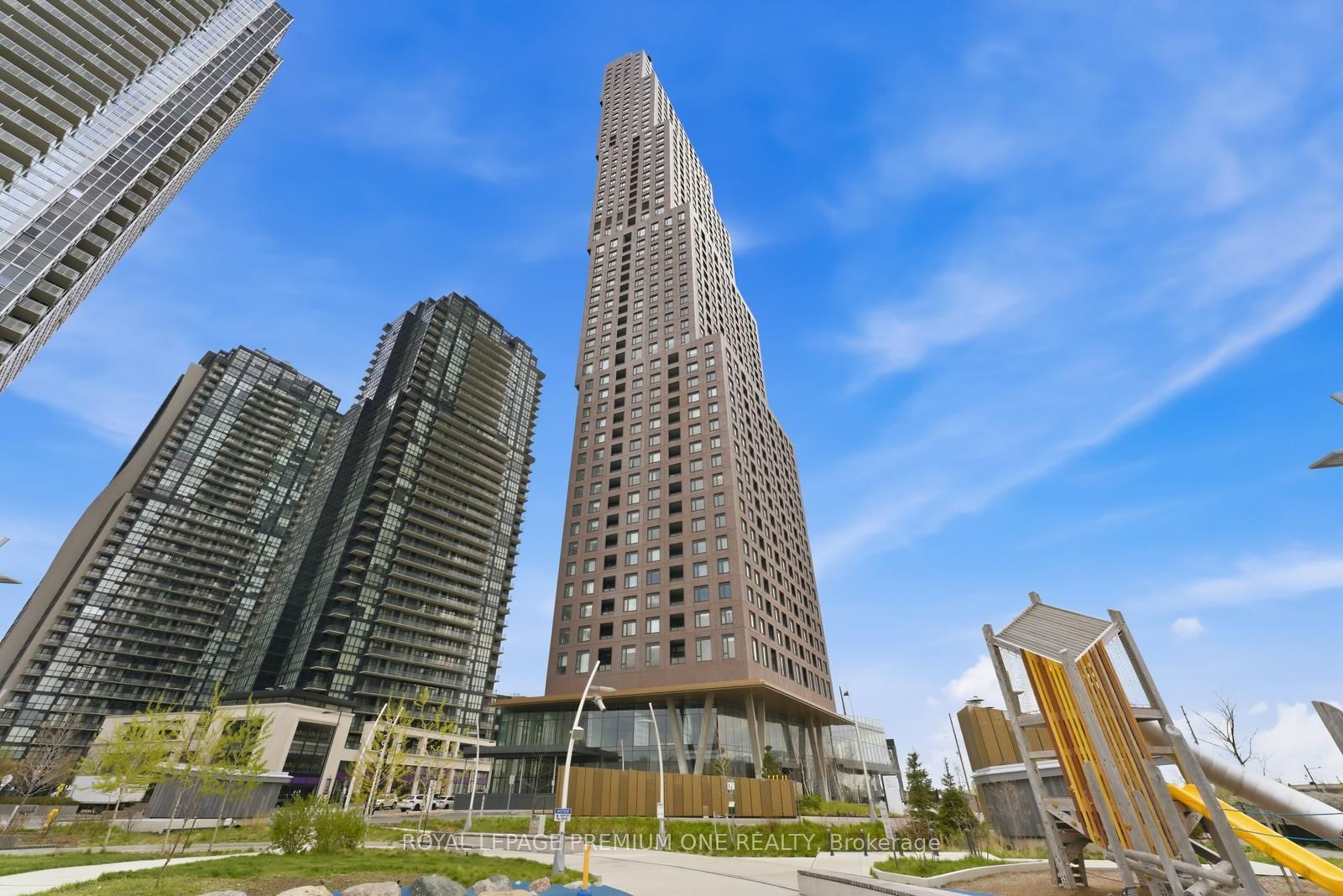 2920 Highway 7, Unit 2404