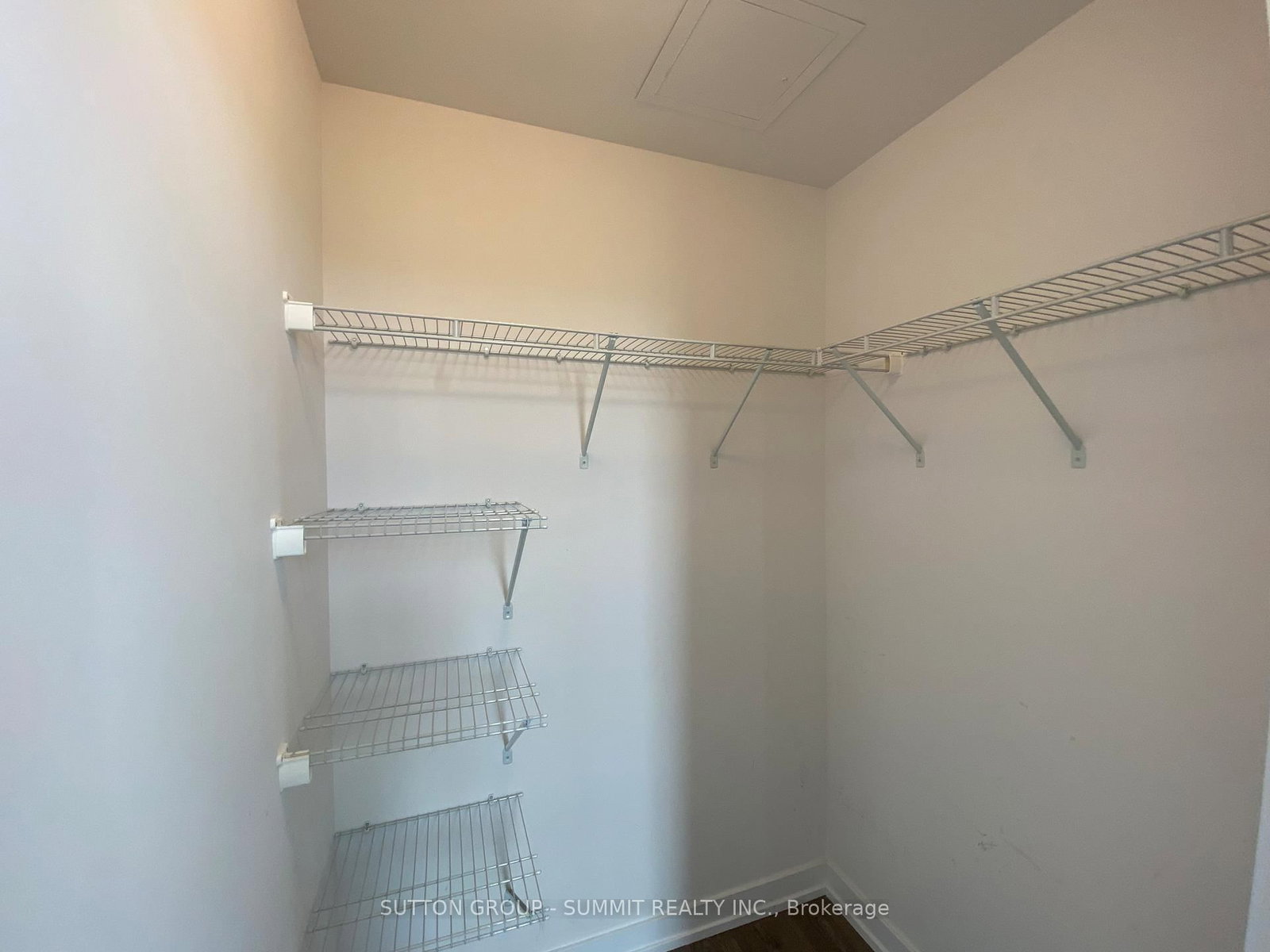 415 SEA RAY Avenue, Unit 105 - Photo 17