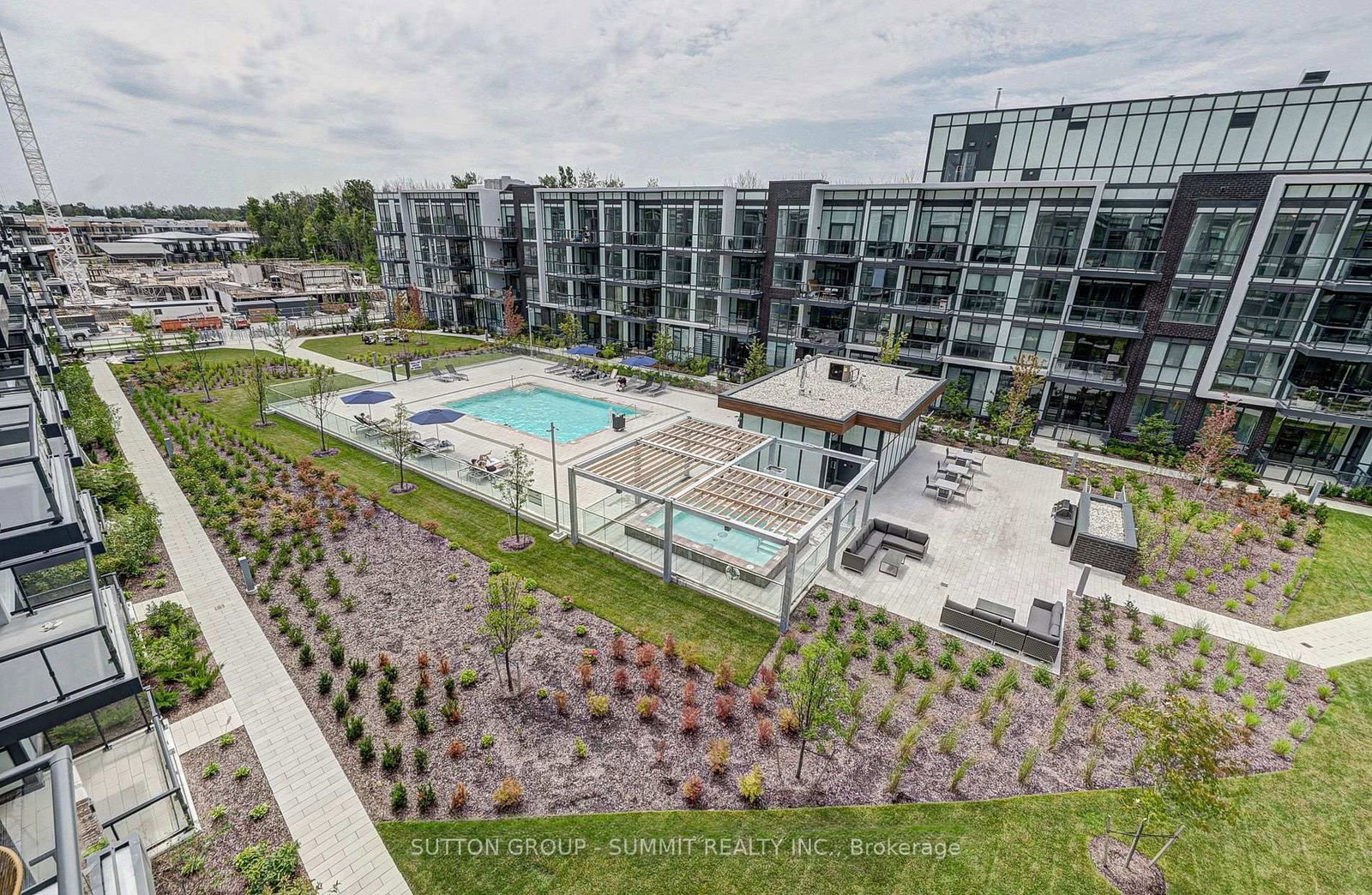 415 SEA RAY Avenue, Unit 105 - Photo 23