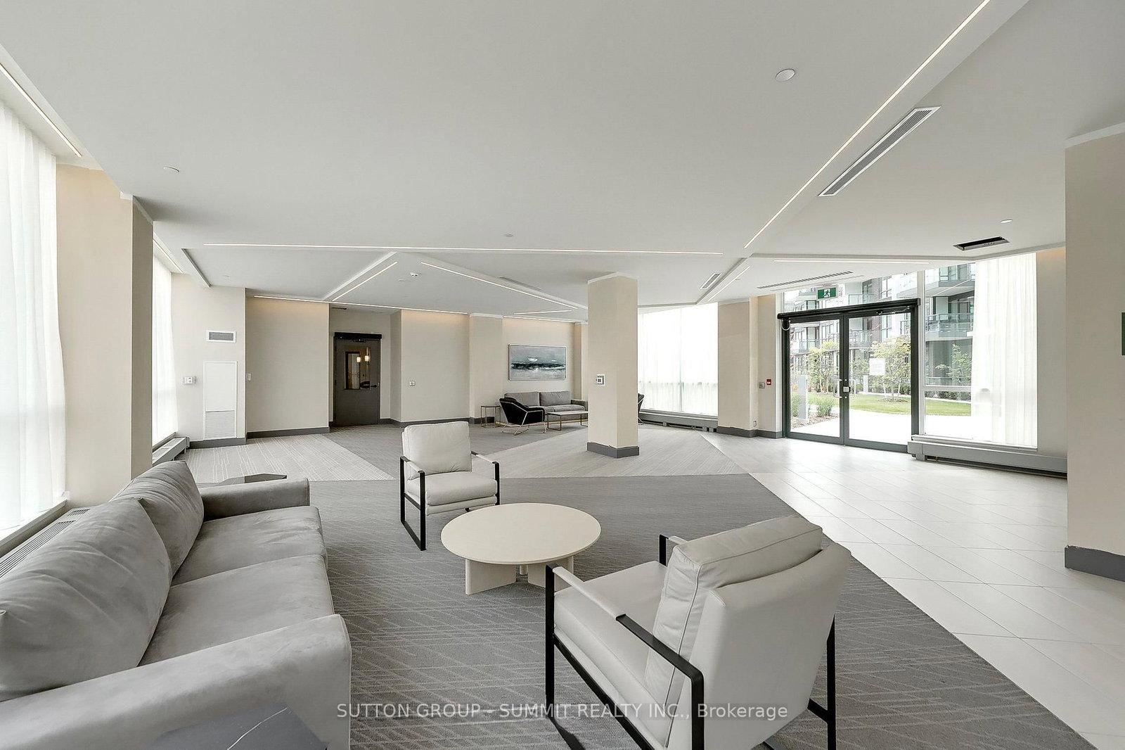 415 SEA RAY Avenue, Unit 105 - Photo 4
