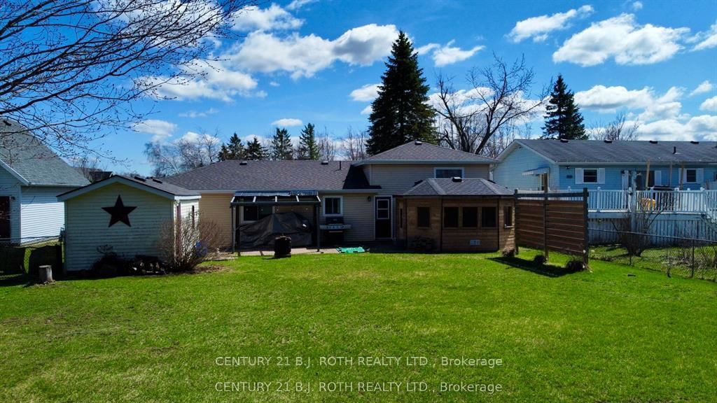 2246 Richardson Street - Photo 37