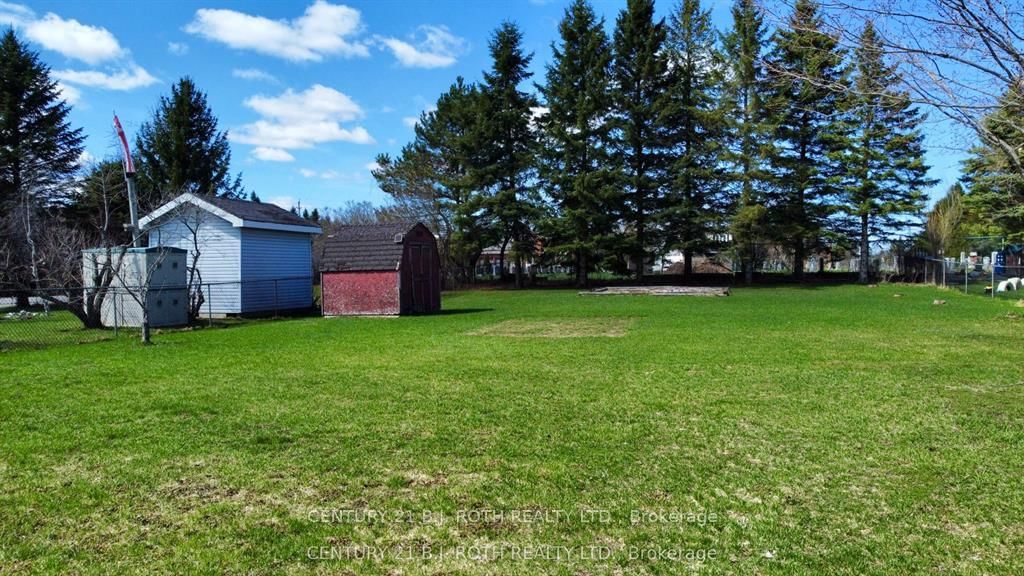 2246 Richardson Street - Photo 38