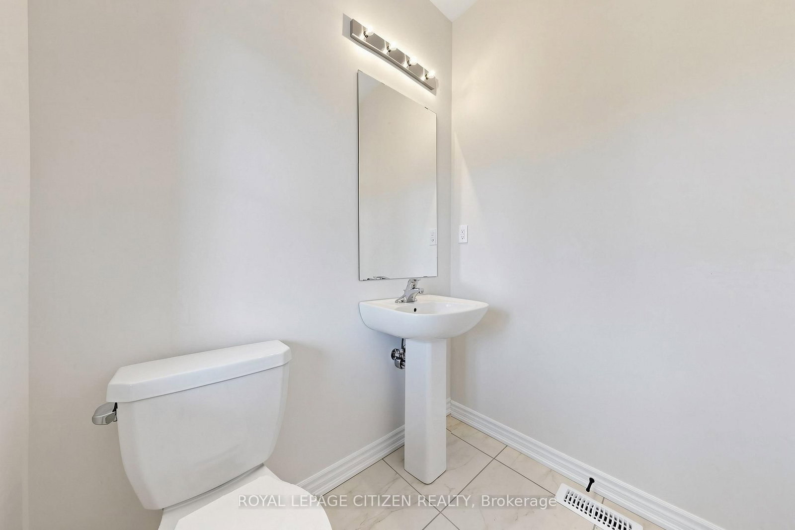 8 Fenn Crescent - Photo 17