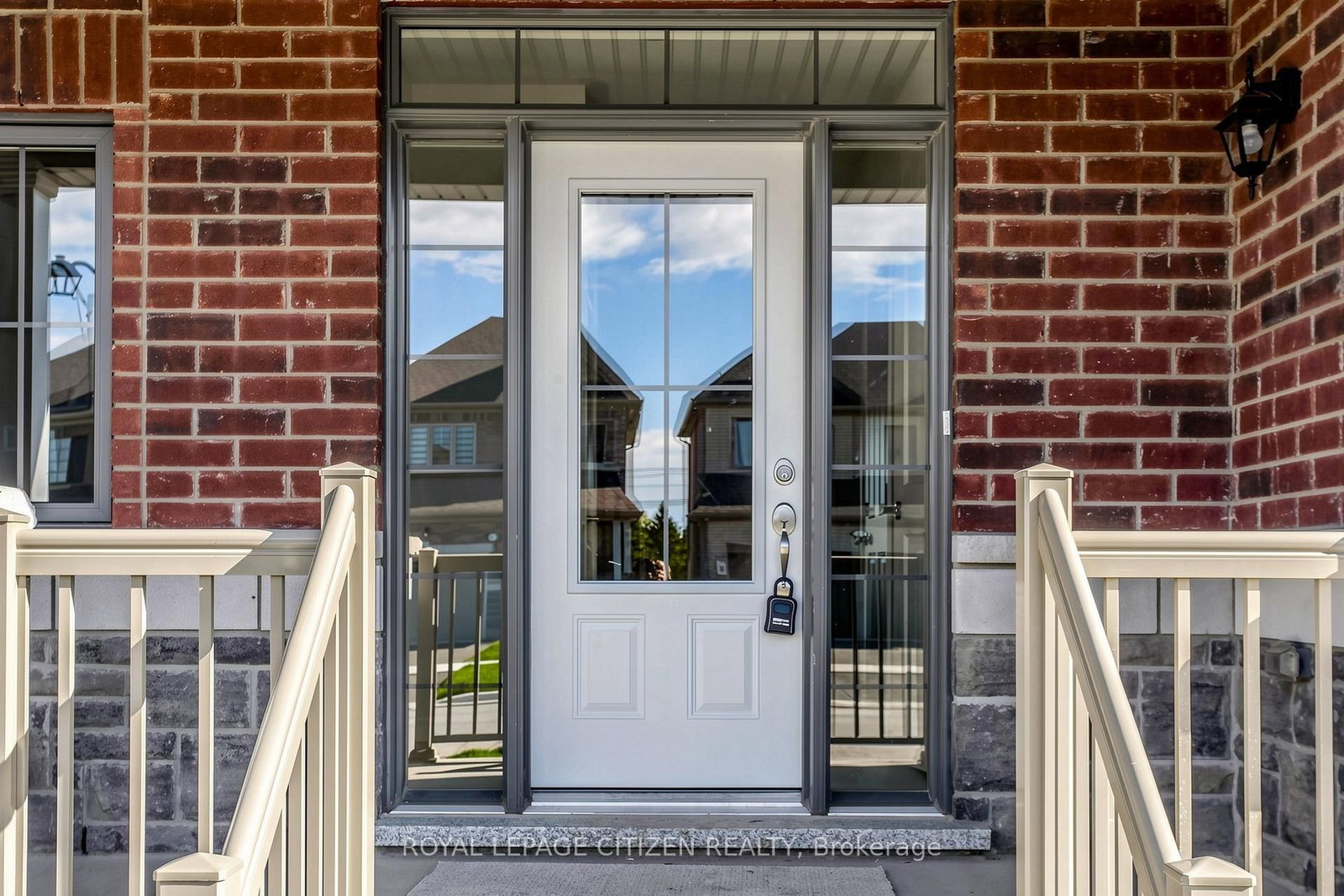 8 Fenn Crescent - Photo 2