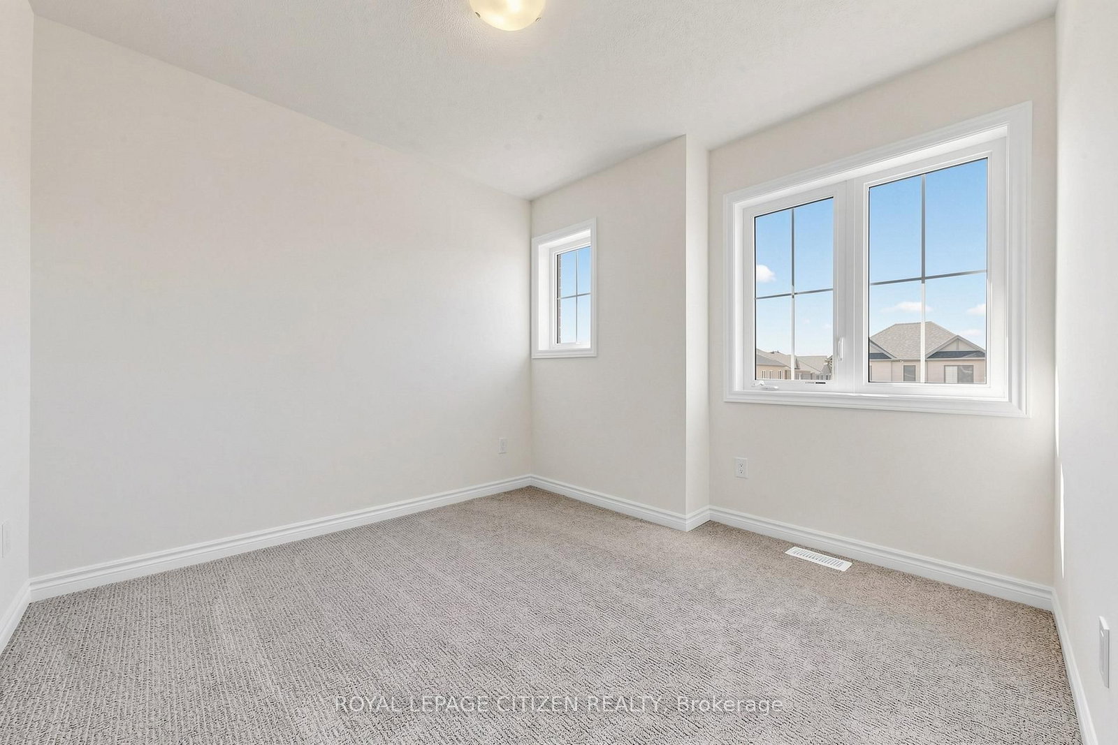 8 Fenn Crescent - Photo 32
