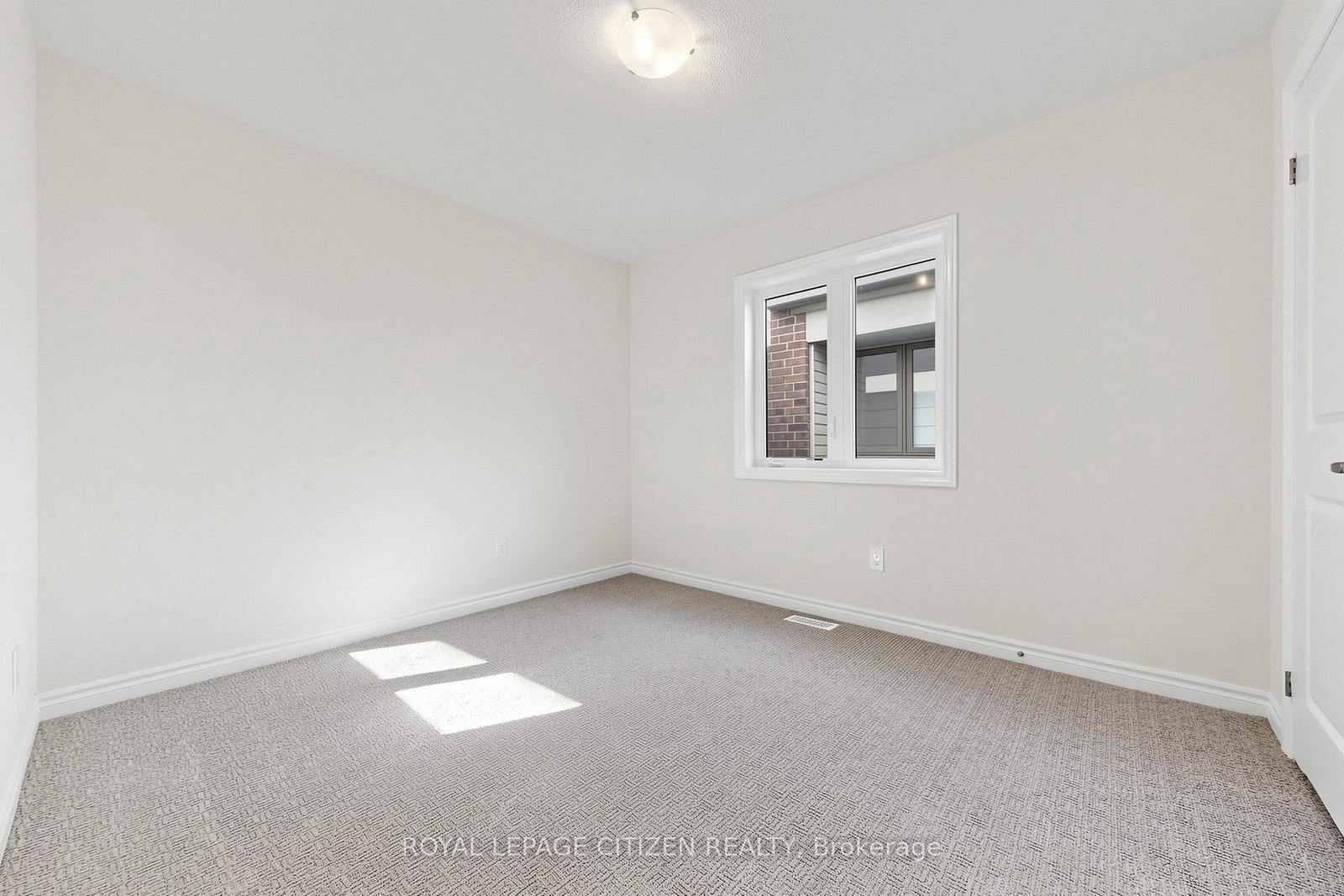 8 Fenn Crescent - Photo 34