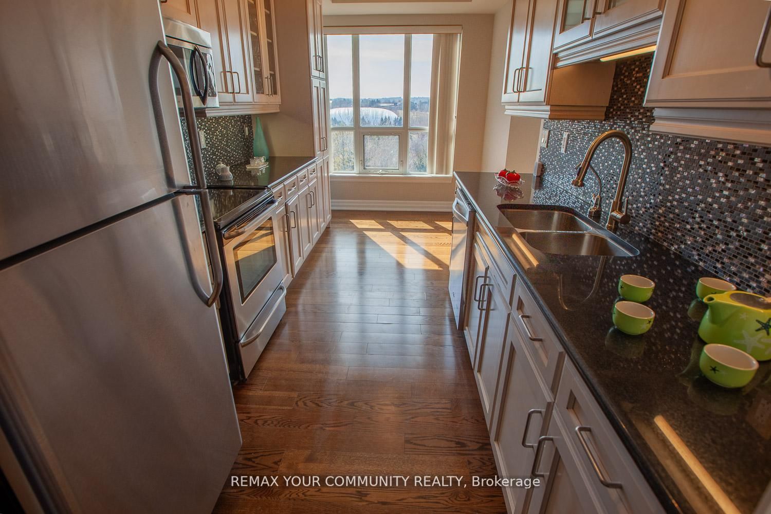 180 John West Way, Unit 413 - Photo 6