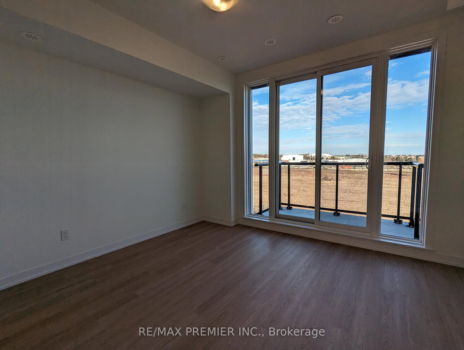 11 Steckley House Lane, Unit 403 - Photo 12