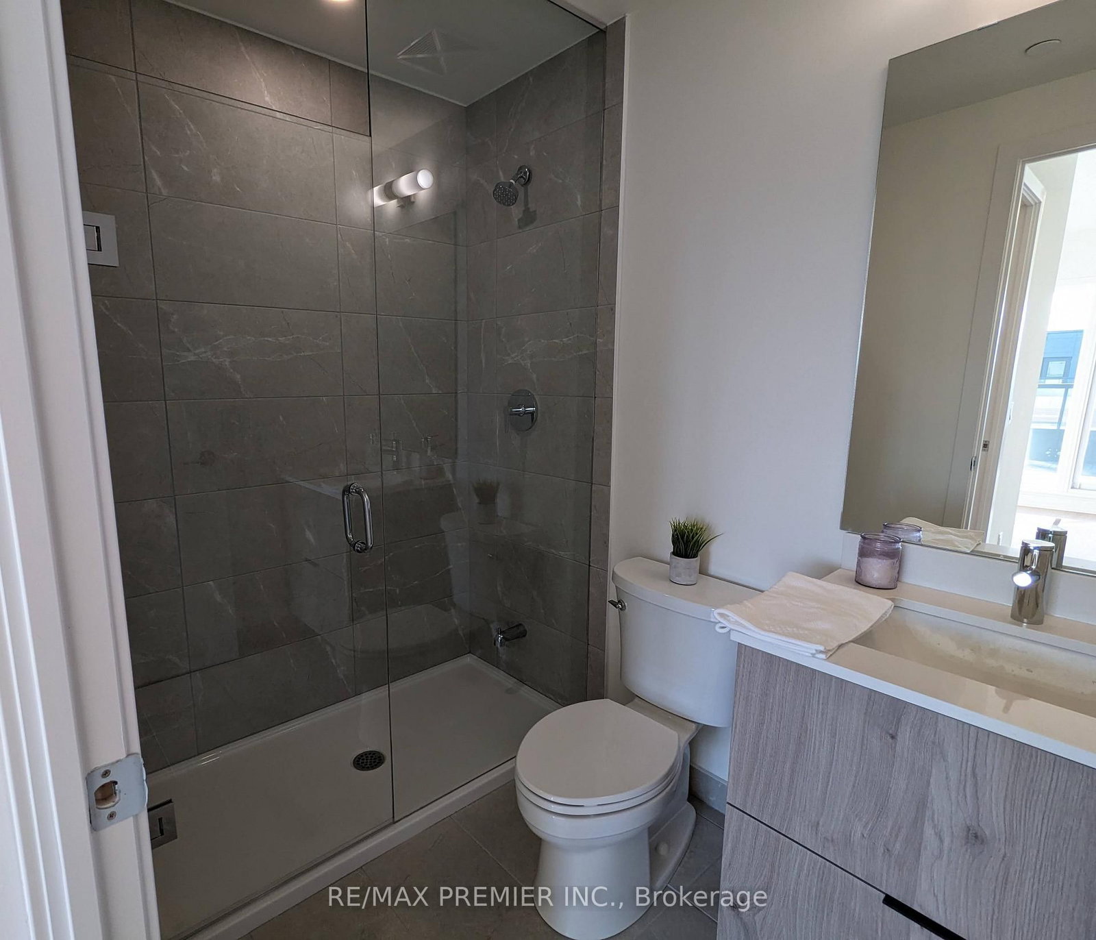 11 Steckley House Lane, Unit 403 - Photo 21