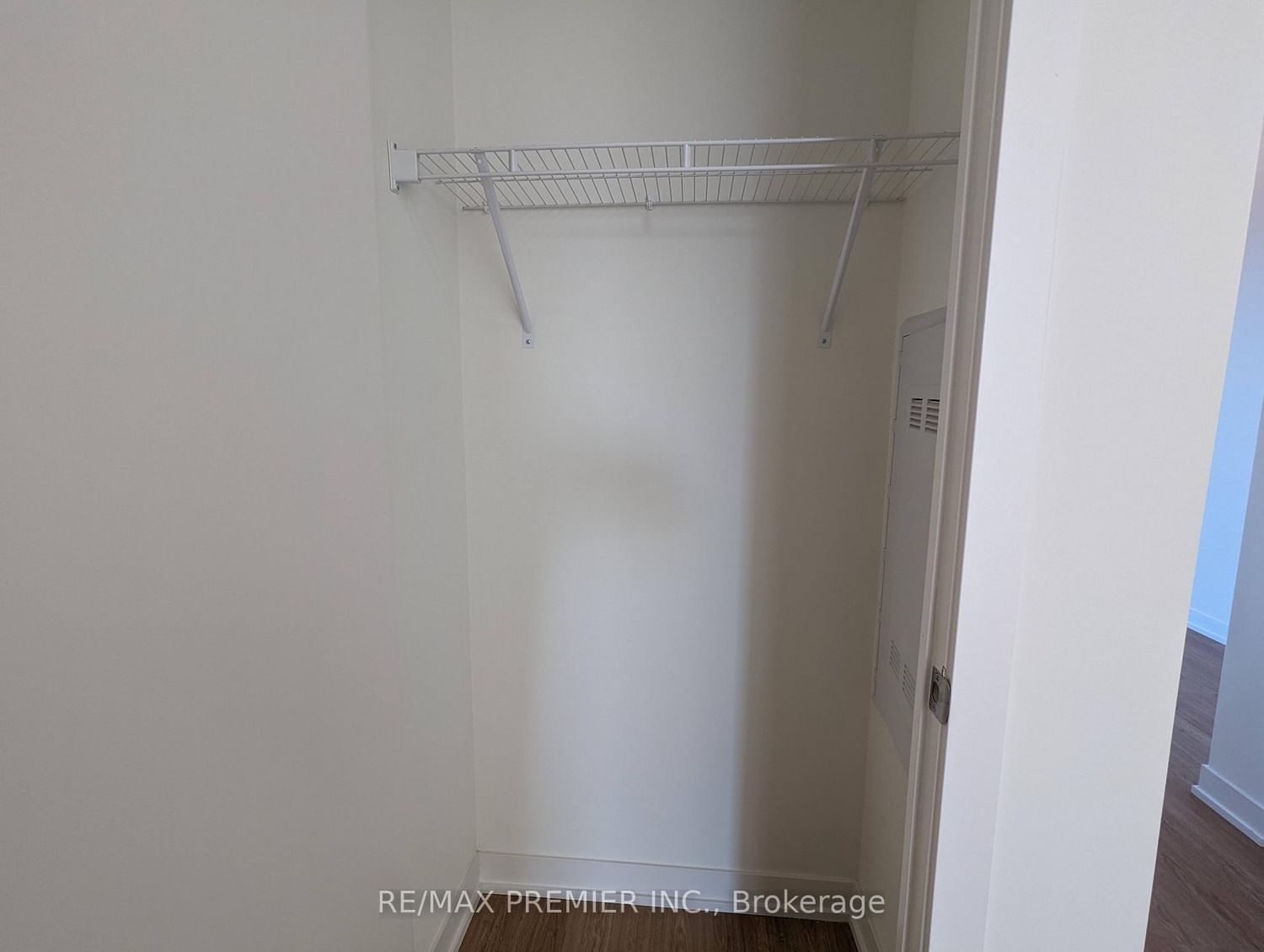 11 Steckley House Lane, Unit 403 - Photo 9