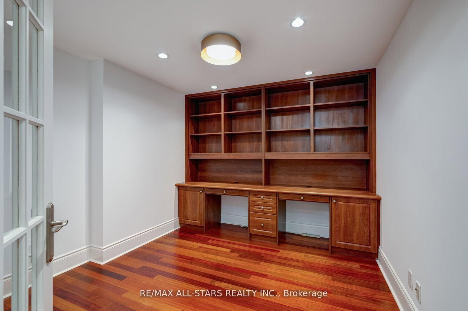 7071 Bayview Avenue, Unit 211 - Photo 27