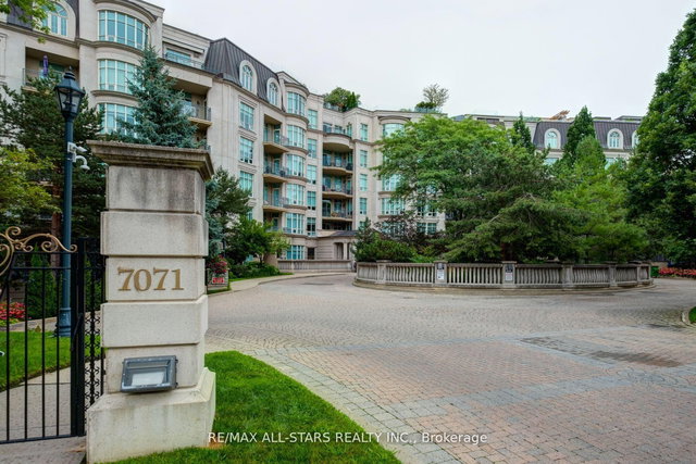 211 - 7071 Bayview Avenue