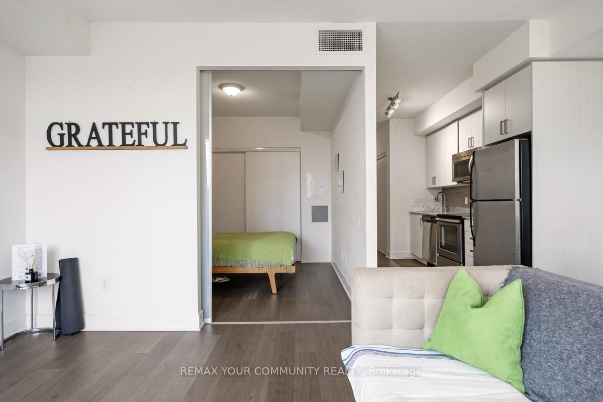 7608 Yonge Street, Unit 518 - Photo 11