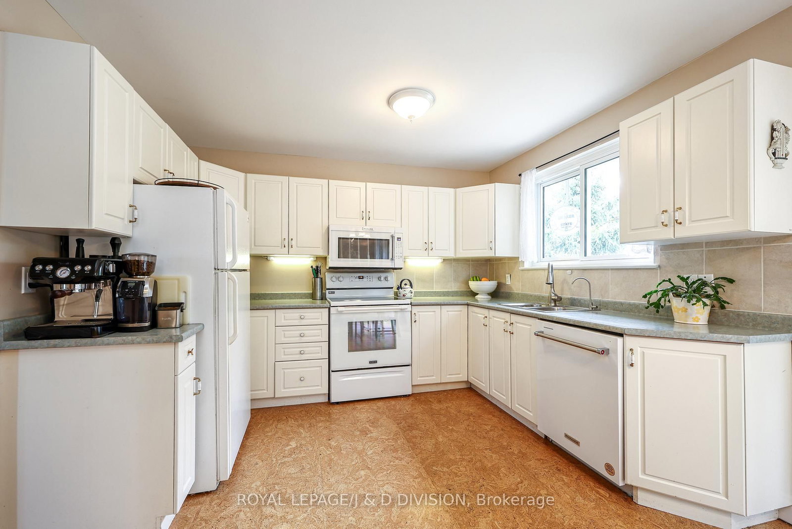 57 Alexander Road - Photo 9