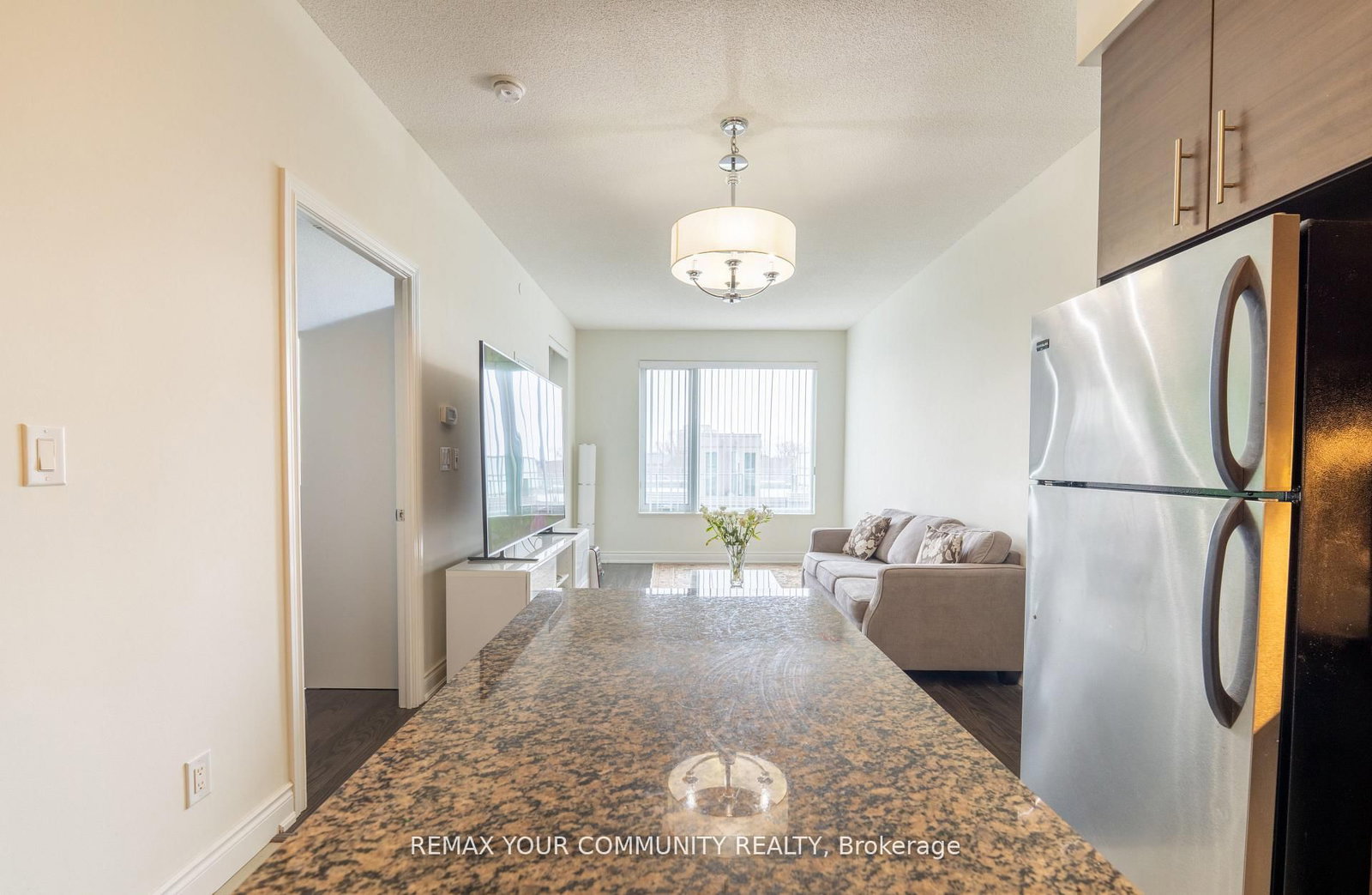 325 South Park Road, Unit 520 - Photo 12
