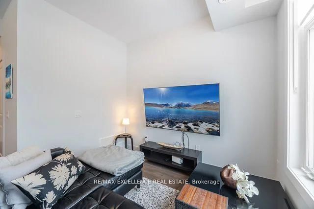9560 Islington Avenue S, Unit 214 - Photo 29