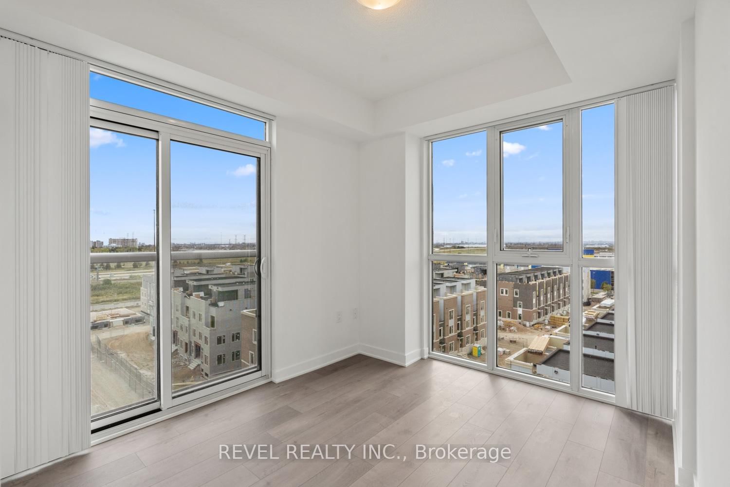 60 Honeycrisp Crescent, Unit 720 - Photo 10