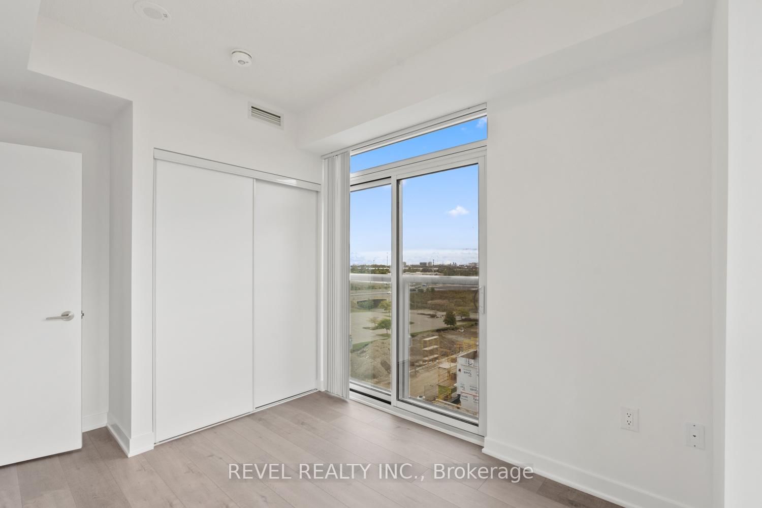 60 Honeycrisp Crescent, Unit 720 - Photo 13