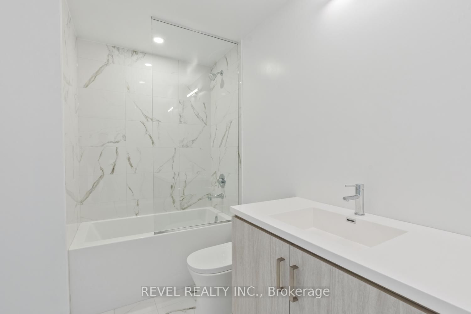 60 Honeycrisp Crescent, Unit 720 - Photo 14