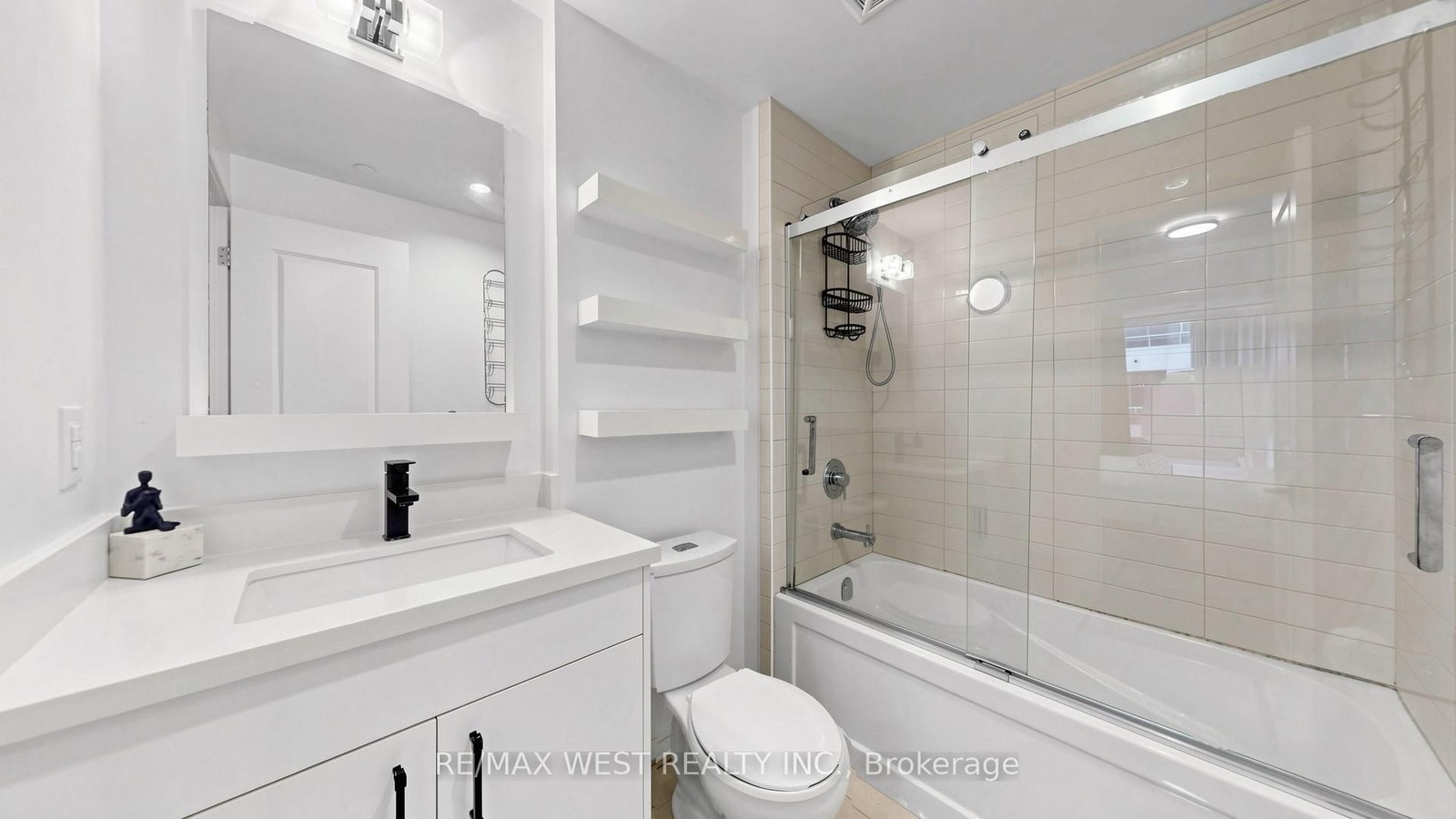 9191 Yonge Street, Unit 609 - Photo 26