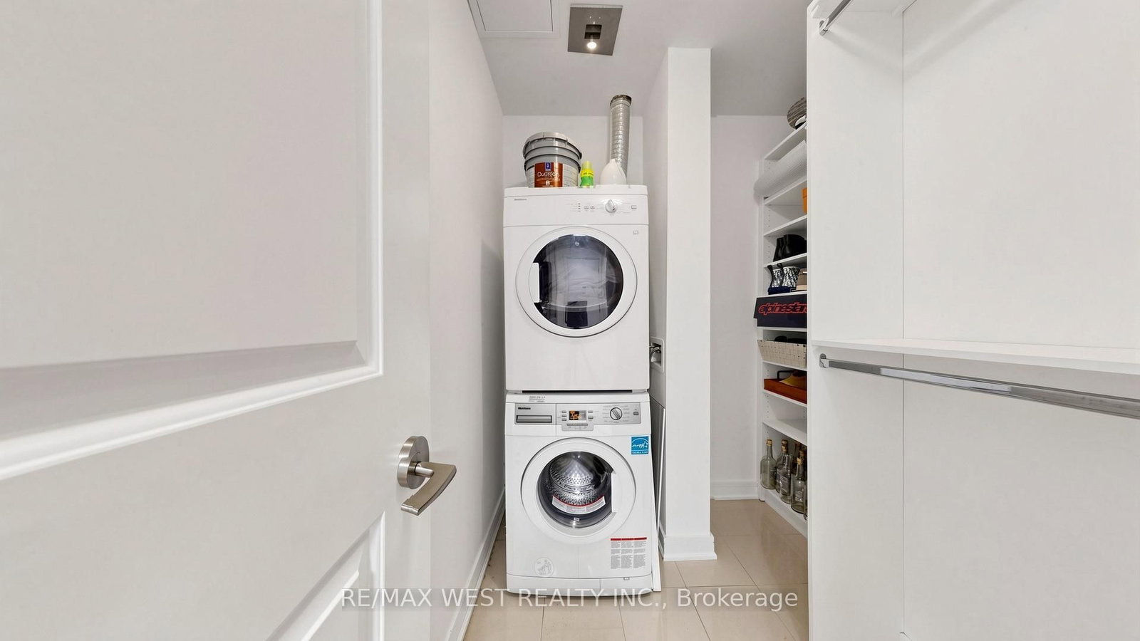 9191 Yonge Street, Unit 609 - Photo 31