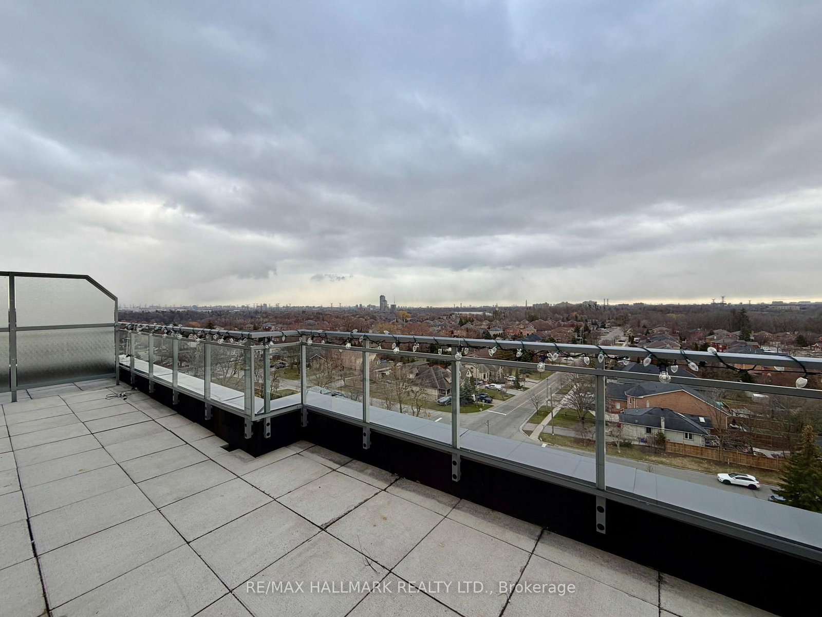 7730 Kipling Avenue, Unit 909 - Photo 8