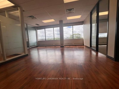 Unit 305 — 7270 Woodbine Avenue — photo 6