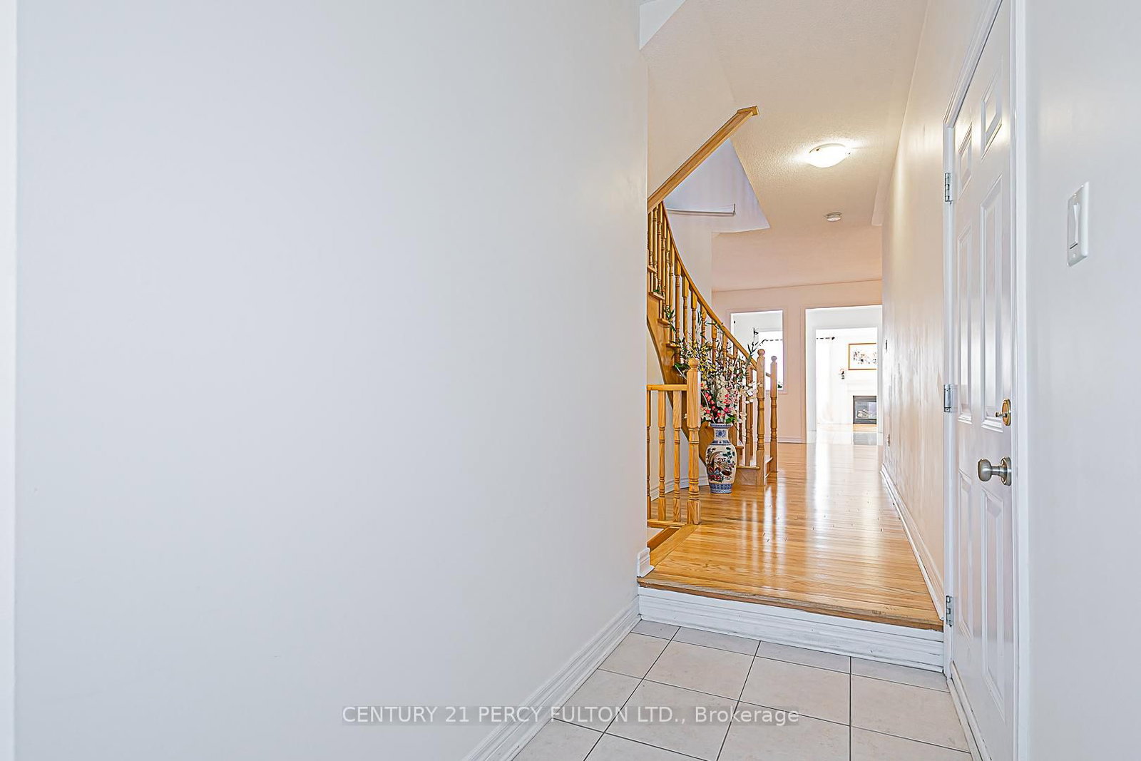 23 Princess Diana Drive - Photo 11