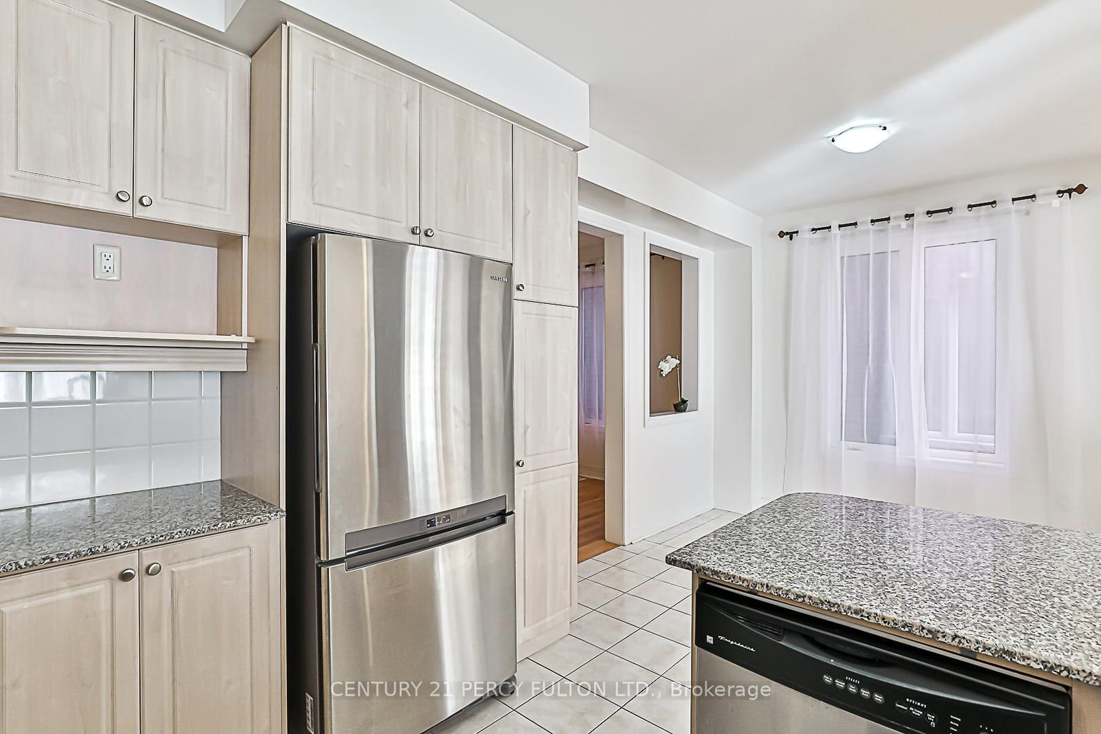 23 Princess Diana Drive - Photo 14
