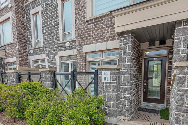 609 - 50 Dunsheath Way