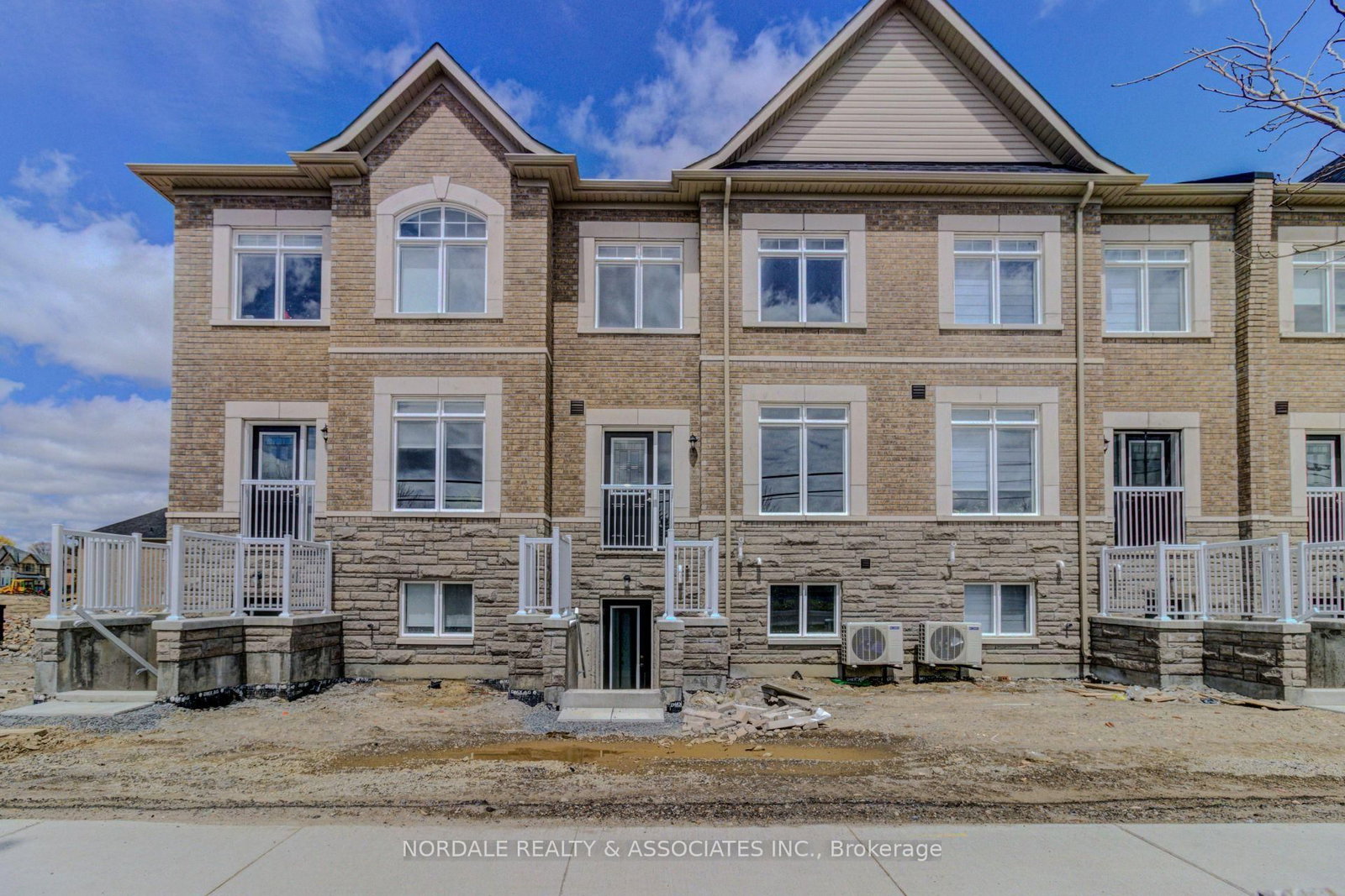 187 Seguin Street - Photo 16
