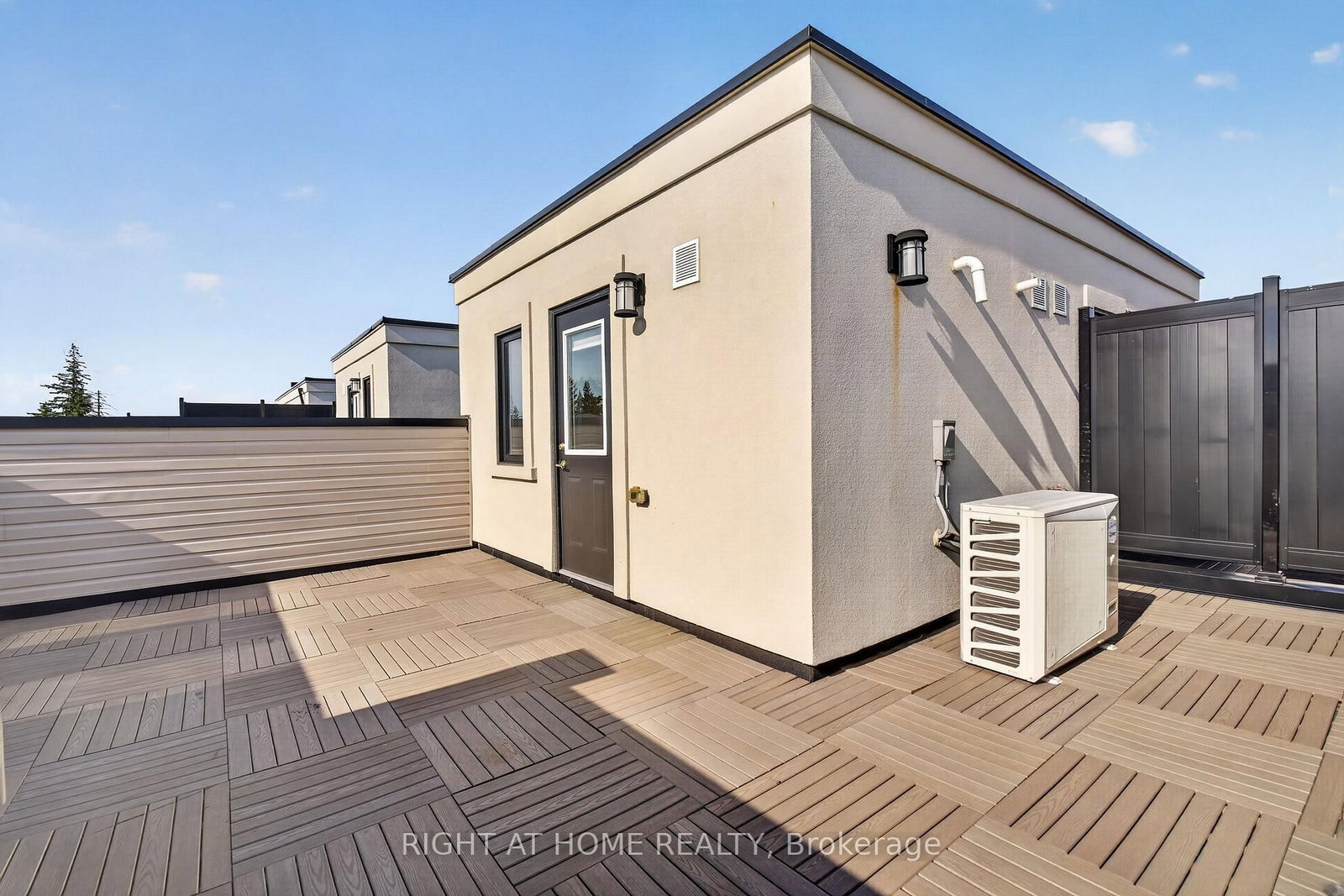 12860 Yonge Street, Unit 1 - Photo 35