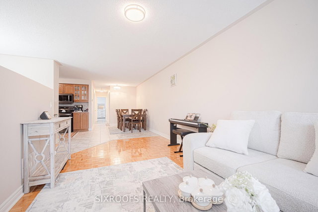 Upper - 23 San Vito Drive