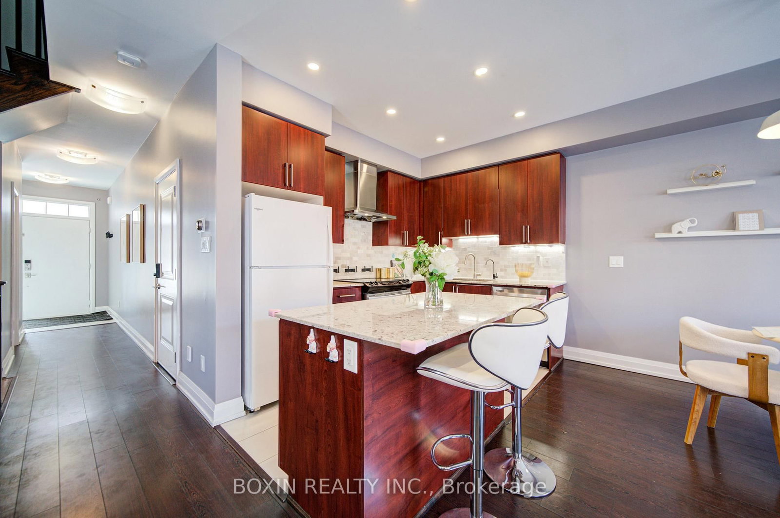 382 Highway 7 E, Unit TH17 - Photo 2