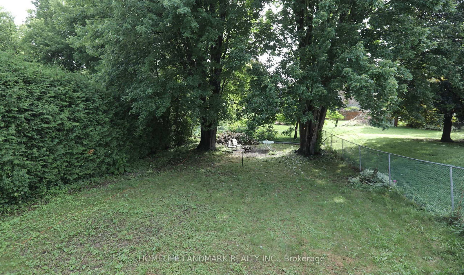 181 Newton Street E