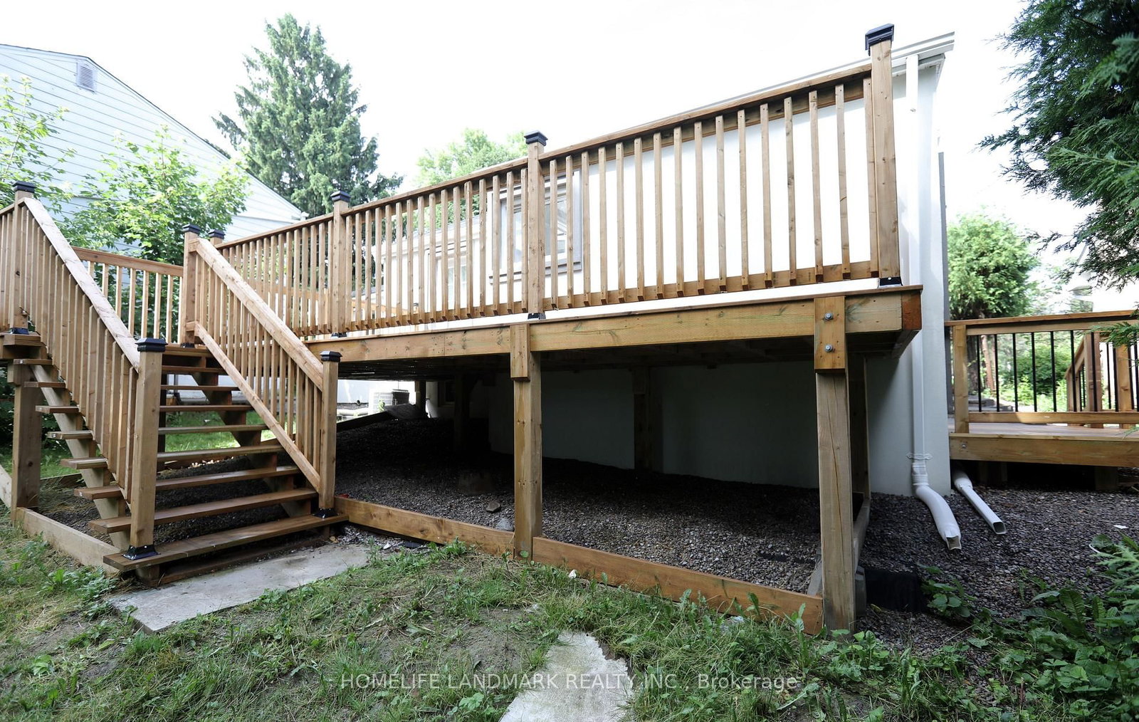 181 Newton Street E - Photo 6